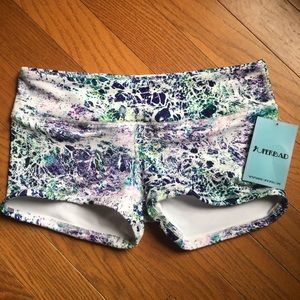 Fleo shorts, NWT